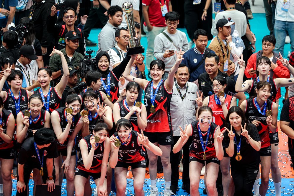 Megawati Terpilih sebagai MVP, Red Sparks Kuasai Indonesia Arena Megawati Terpilih sebagai MVP, Red Sparks Kuasai Indonesia Arena