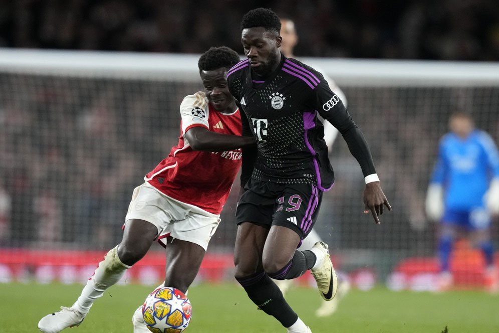 Soal Insiden Pelanggaran Menuel Neuer ke Bukayo Saka, Legenda Arsenal: Itu Bukan Penalti!