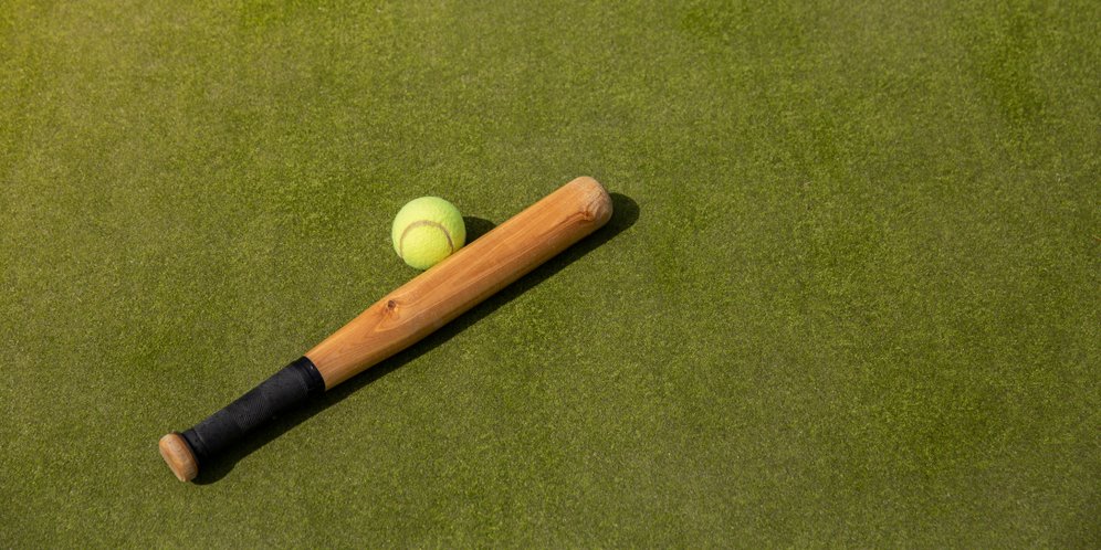 Permainan Bola Kasti: Sejarah, Teknik Dasar, dan Cara Bermain Beserta