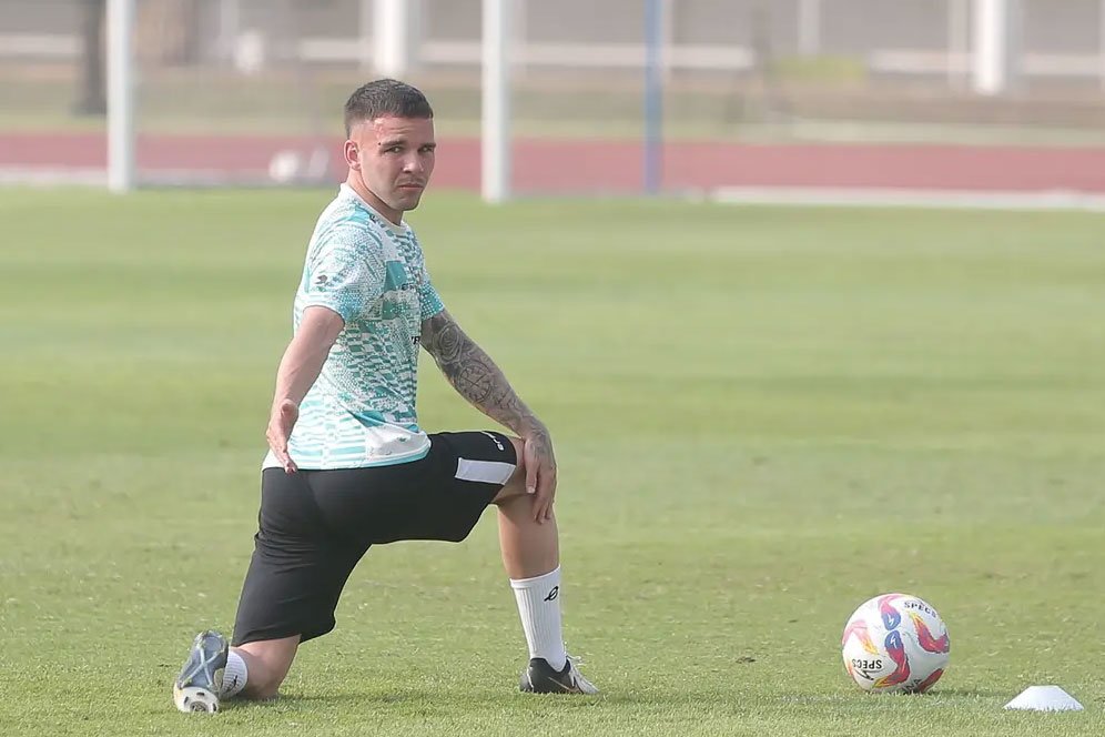 Calvin Verdonk Jawab Update Naturalisasinya yang Sedikit Lagi Kelar, Bisa Debut dengan Timnas Indonesia Lawan Filipina? Calvin Verdonk Jawab Update Naturalisasinya yang Sedikit Lagi Kelar, Bisa Debut dengan Timnas Indonesia Lawan Filipina?