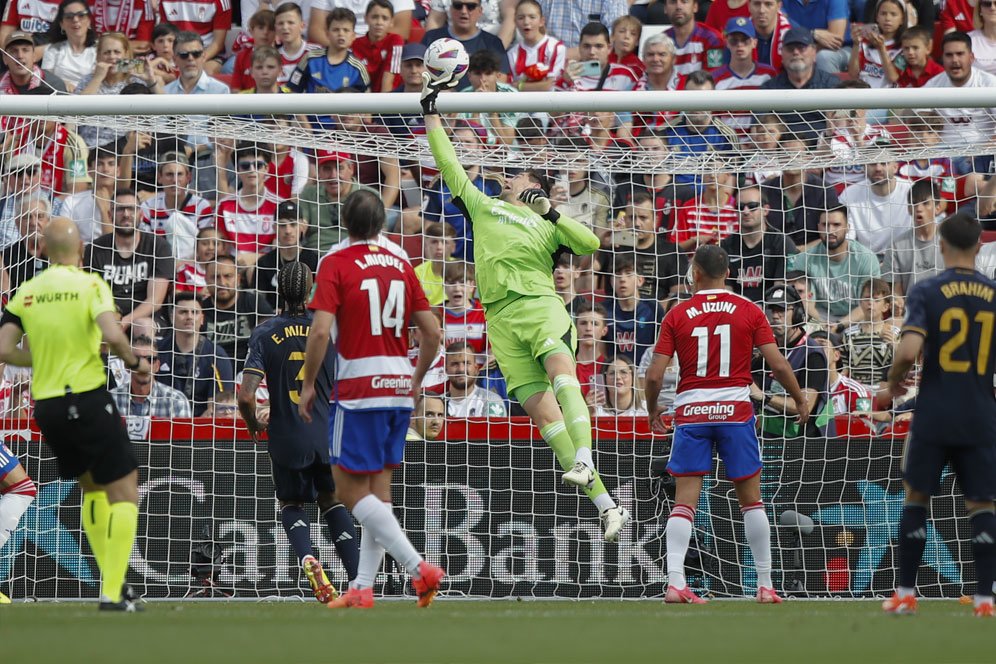 Andriy Lunin atau Thibaut Courtois di Final Liga Champions?