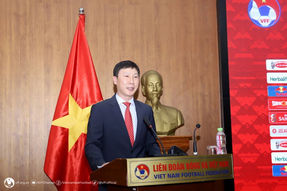 Sesumbar Pelatih Baru Timnas Vietnam Kim Sang-sik: Menang Lawan Indonesia, Juara Piala ASEAN 2024