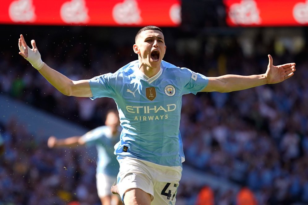 Phil Foden Terpilih sebagai Pemain Terbaik Liga Inggris Versi PFA Phil Foden Terpilih sebagai Pemain Terbaik Liga Inggris Versi PFA