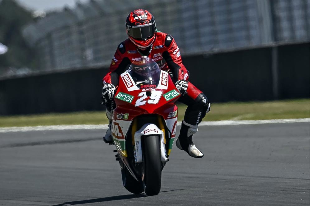 Hasil Race 1 MotoE Prancis 2024: Nicholas Spinelli Menang, Kevin Zannoni Sikat Sang Juara Bertahan