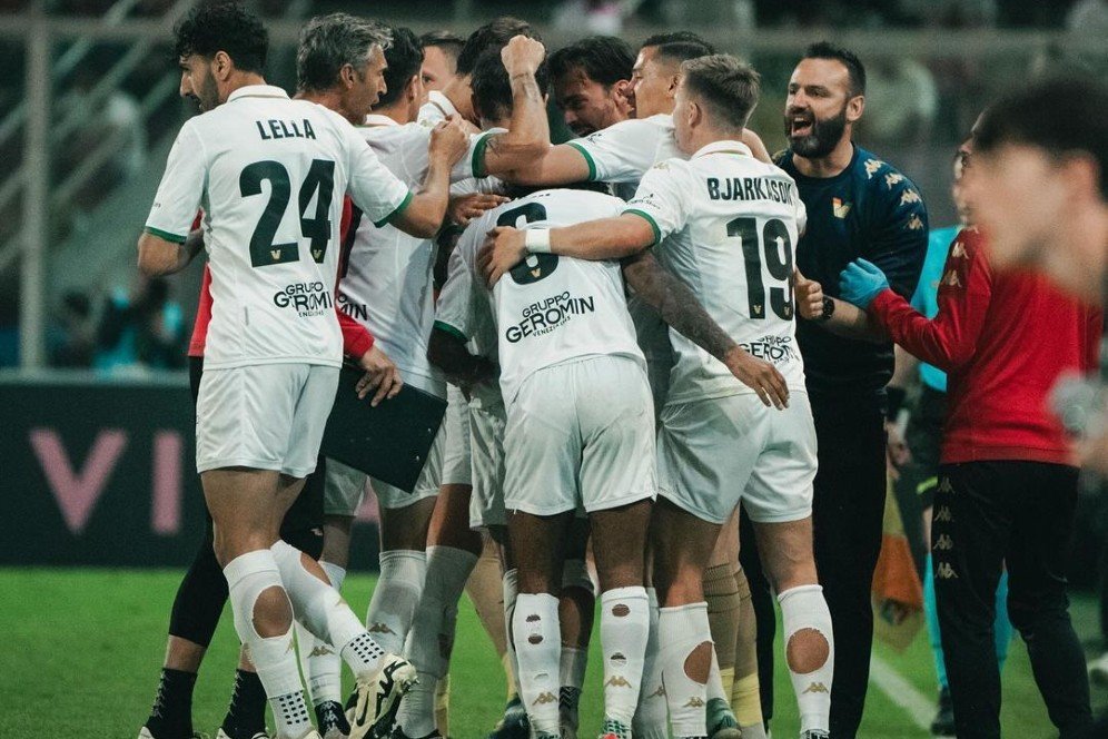 Menyala Bang Jayadi! Jay Idzes Tampil Penuh untuk Bawa Venezia Kalahkan Palermo 1-0 di Play-Off Promosi Serie A Menyala Bang Jayadi! Jay Idzes Tampil Penuh untuk Bawa Venezia Kalahkan Palermo 1-0 di Play-Off Promosi Serie A