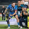 Usai Pesta Persib Juara BRI Liga 1: Dedi Kusnandar Naik Haji, Bojan Hodak Pulang Kampung, Made Wirawan Botak