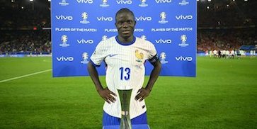Kerendahan Hati N'Golo Kante: Ulang Tahun ke-34, Sudah Raih Segalanya, dan Tetap Membumi Kerendahan Hati N'Golo Kante: Ulang Tahun ke-34, Sudah Raih Segalanya, dan Tetap Membumi