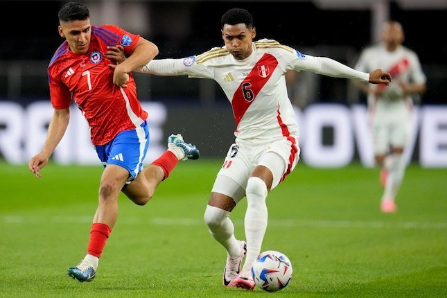 Prediksi Starting XI Peru vs Chile