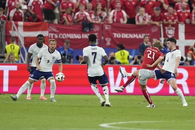 Babak Kedua Denmark vs Inggris