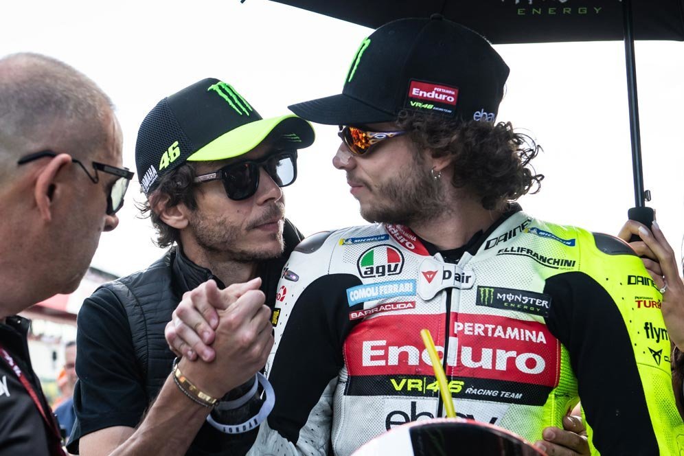 Marco Bezzecchi Senang Diizinkan Valentino Rossi ke Aprilia: Dia Sedih Tapi Juga Senang