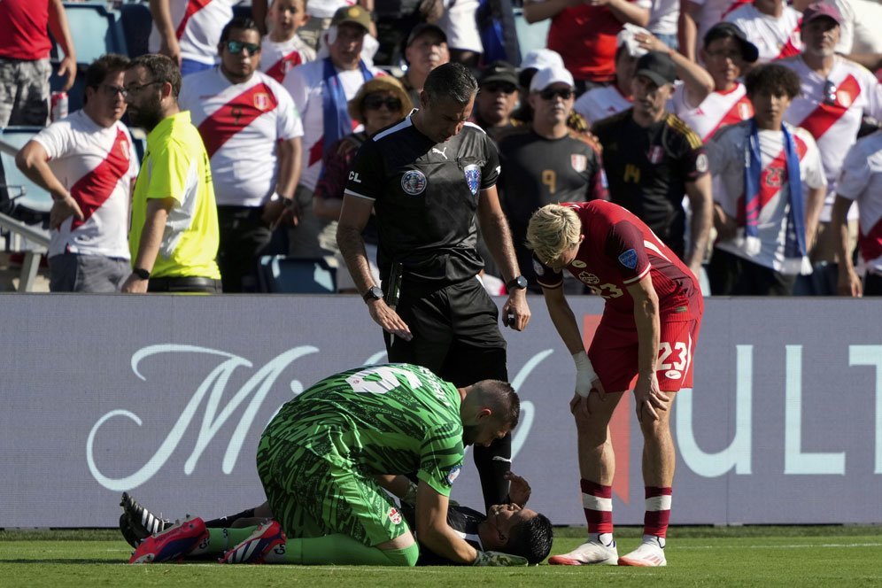 Suhu Mencapai 91 Derajat, Wasit di Copa America 2024 Kepanasan hingga Pingsan!