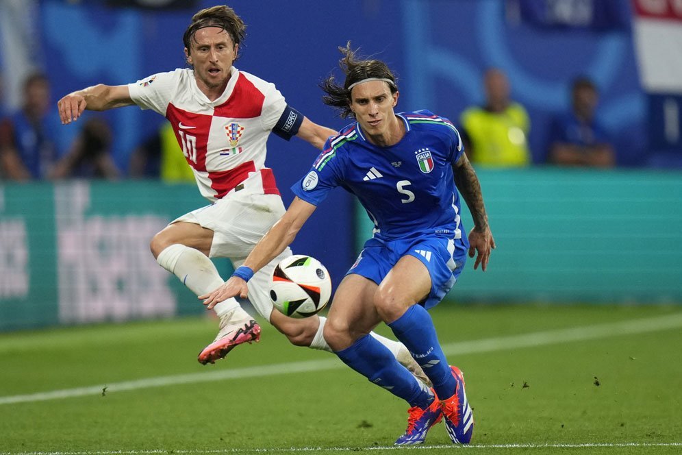 Mengapa Riccardo Calafiori tak Bermain Saat Italia Kalah dari Swiss?