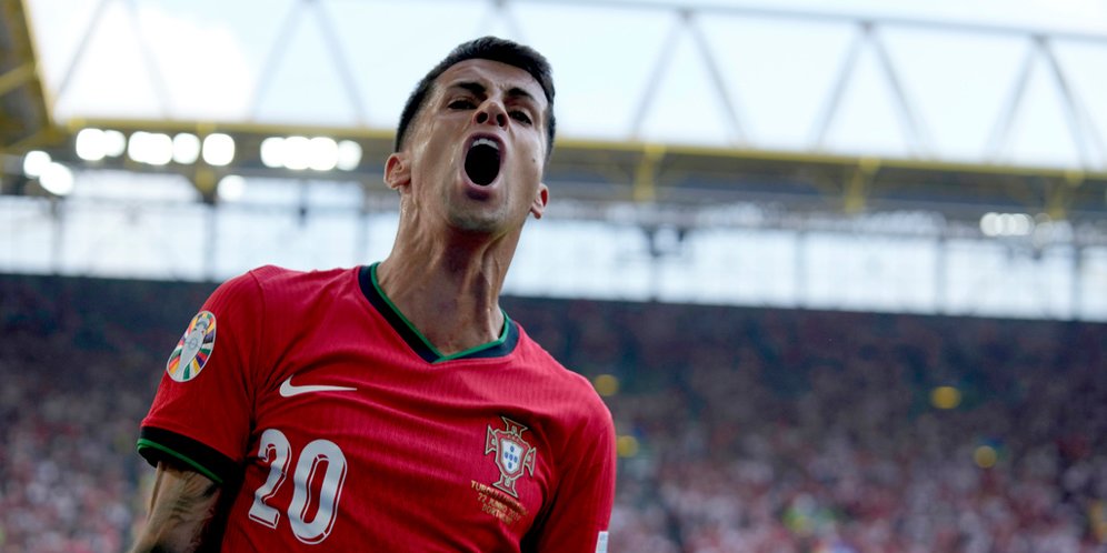 Resmi, Joao Cancelo Gabung Al Hilal