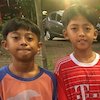 Salut! Pemain Timnas Indonesia U-19 Antusias Beri Tanda Tangan dan Foto Bareng Fans di Surabaya