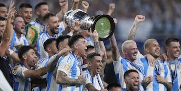 Yang Tersisa dari Argentina vs Kolombia: Sang Juara Bertahan Masih Perkasa!