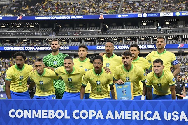 Starting XI Uruguay vs Brasil