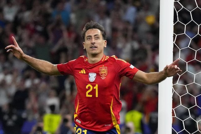 Profil Mikel Oyarzabal, Pahlawan Kemenangan Spanyol Di Final Euro 2024 ...