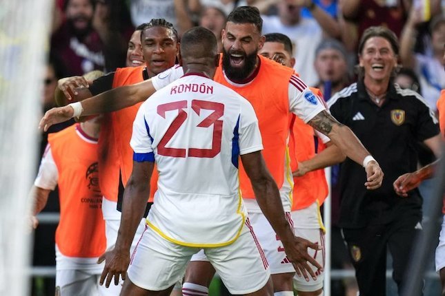 Venezuela jadi Juara Grup B