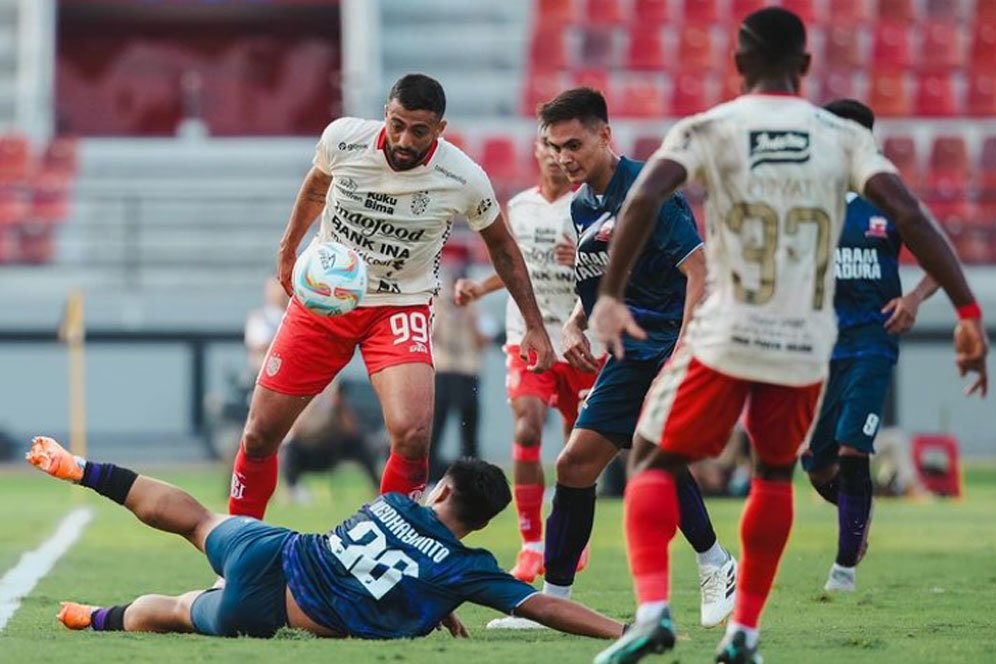 Diadang Waktu Mepet, Madura United Tetap Siap Tempur Hadapi Arema FC di Laga Penentuan Grup B Piala Presiden