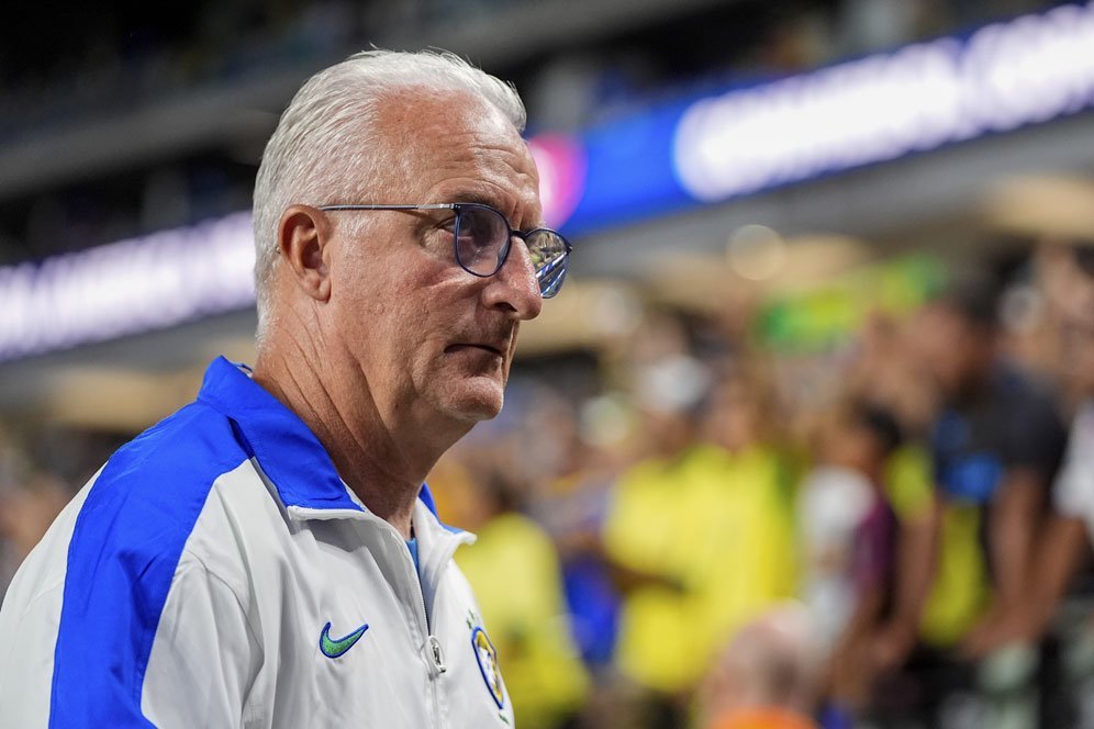 Viral! Pelatih Dorival Junior tak Diajak Ngobrol Pemain Timnas Brasil Jelang Adu Penalti Viral! Pelatih Dorival Junior tak Diajak Ngobrol Pemain Timnas Brasil Jelang Adu Penalti