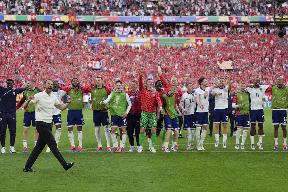 Euro 2024: Bek Belanda Ini Klaim Inggris Bisa Sampai Semifinal Karena Modal Main Bertahan