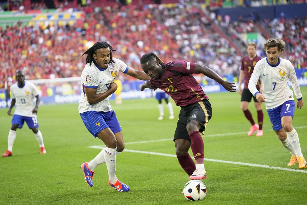 Man of the Match Prancis vs Belgia: Jules Kounde