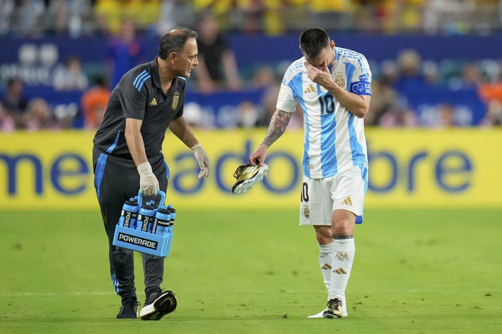 Tangis Lionel Messi di Final Copa America 2024 Tangis Lionel Messi di Final Copa America 2024