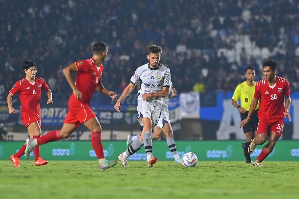 Prediksi Starting XI Persib Bandung Saat Jamu PSBS Biak: Siapa 2 Pemain Asing yang Dicadangkan?