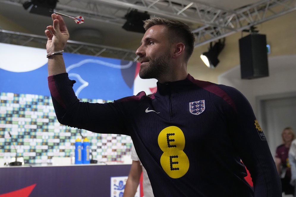 Luke Shaw Cedera, MU Kian Mantap Rekrut Bek Kiri Baru Luke Shaw Cedera, MU Kian Mantap Rekrut Bek Kiri Baru