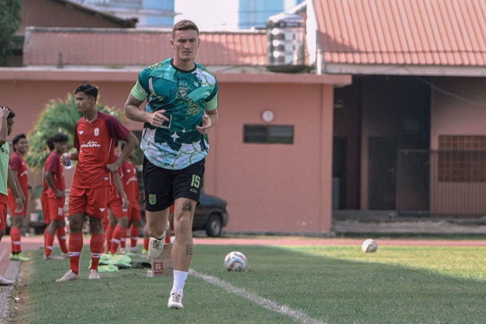 Slavko Damjanovic jadi Pemain Asing ke-6 Persebaya Surabaya di Musim 2024/2025