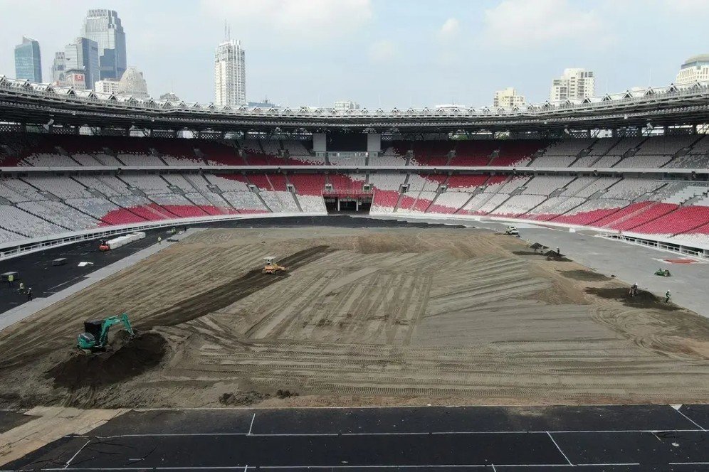 Dukung Penuh Timnas Indonesia, Pengelola SUGBK Berkomitmen Bikin Lapangan Stadion Berkualitas Internasional