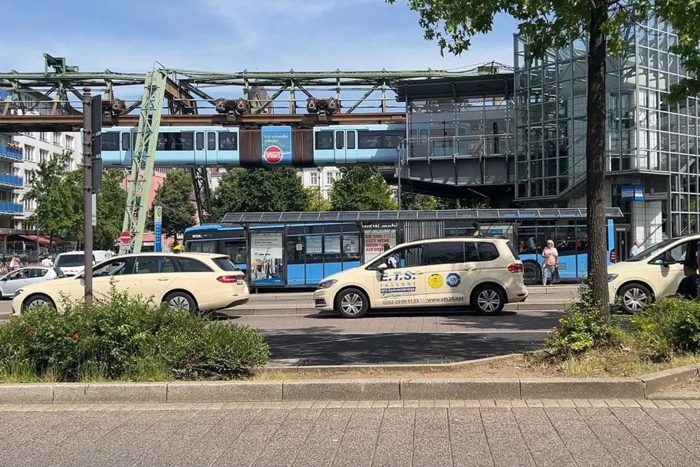 Menikmati Pengalaman Menggunakan Transportasi Umum di Jerman Selama Euro 2024? Menikmati Pengalaman Menggunakan Transportasi Umum di Jerman Selama Euro 2024?
