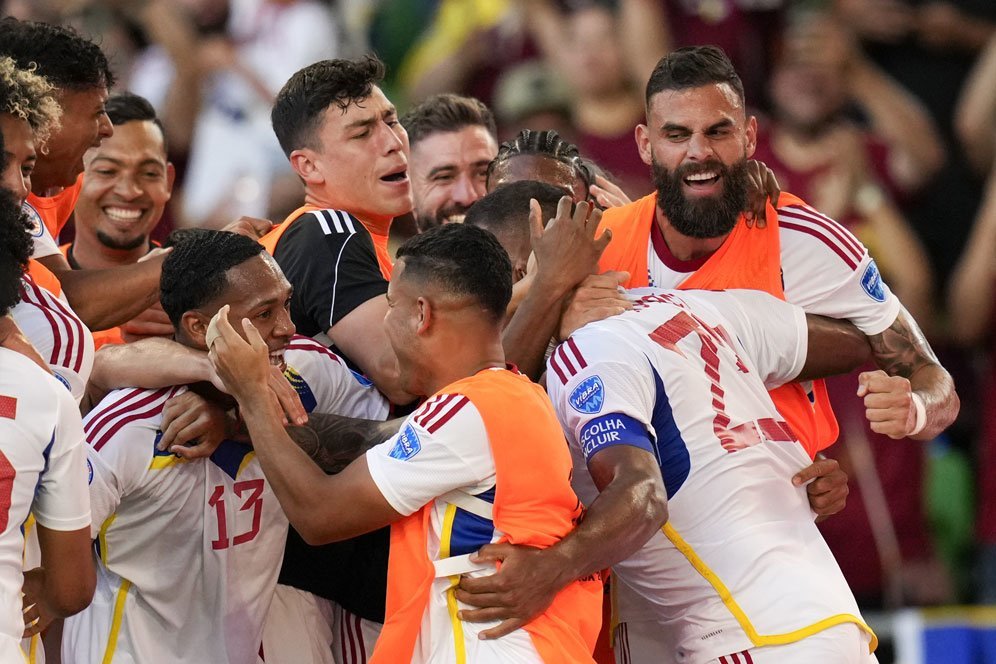 Hasil Copa America 2024: Menang Telak Lawan Jamaika, Timnas Venezuela Juara Grup B Hasil Copa America 2024: Menang Telak Lawan Jamaika, Timnas Venezuela Juara Grup B