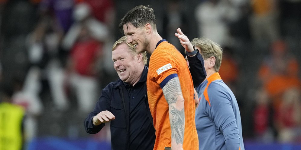 Tempat Latihan Timnas Belanda Memanas! Wout Weghorst Cekcok dengan Jurrien Timber, Ada Apa?