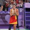 Heroik! Tangis Carolina Marin Disambut Standing Ovation, Fans Lawan Juga Ikut Apresiasi