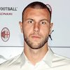 Pavlovic Gabung Milan: Selamat Datang Stam, Buat yang Belum Kenal Beliau Ini Sedang Tertawa