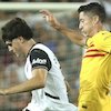 Gagal ke Milan, Sekarang Gelandang Valencia Ini Bakal Merapat ke Man United