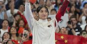 Bangganya Gregoria Mariska Tunjung Kenakan Seragam Khusus Indonesia di Podium Olimpiade Paris 2024