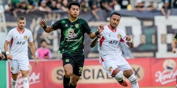 Nasib Laga Persik Kediri Lawan Persebaya Terlunta-lunta: Tak Dapat Izin dari Polres, Ditolak 4 Kota di Jawa Timur Nasib Laga Persik Kediri Lawan Persebaya Terlunta-lunta: Tak Dapat Izin dari Polres, Ditolak 4 Kota di Jawa Timur