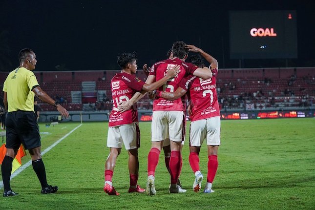 Head to Head dan Performa