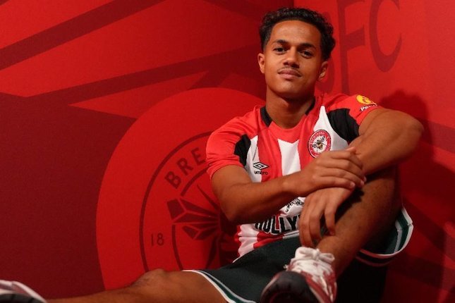 Transfer Liverpool Musim Panas 2024 Fabio Carvalho resmi bergabung dengan Brentford. (c) Brentford