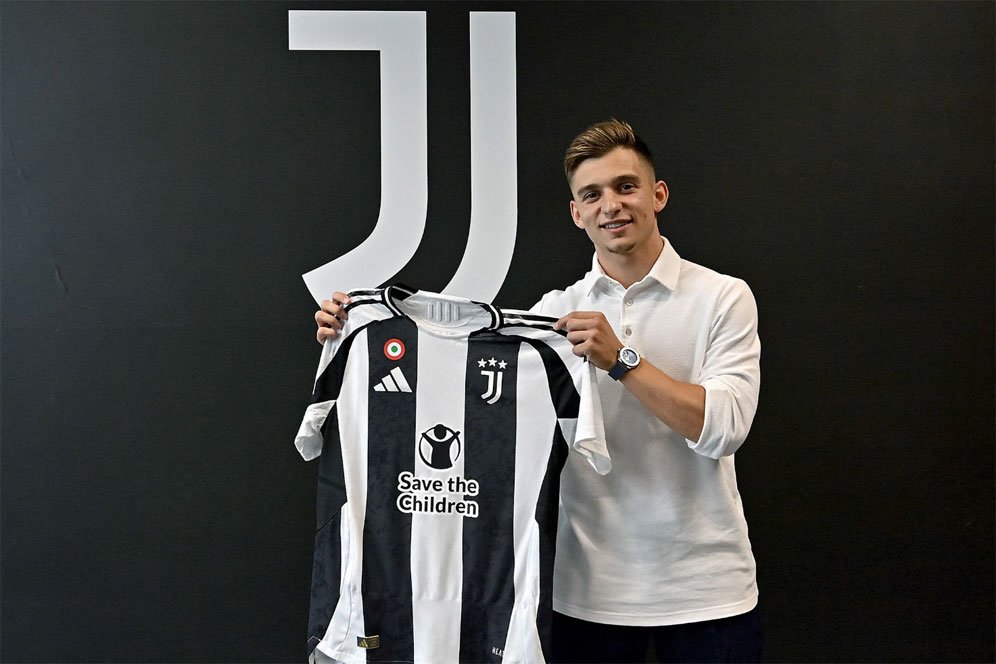 Resmi, Juventus Datangkan Francisco Conceicao Dari Porto Resmi, Juventus Datangkan Francisco Conceicao Dari Porto