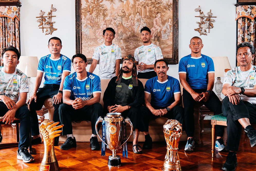 Jersey Baru Persib Bandung Musim 2024/2025: We Are Persib jadi Filosofi