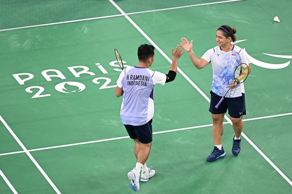 Hikmat Ramdani/Leani Ratri Oktila Menang di Laga Pertama Para Bulu Tangkis Paralimpiade 2024 Hikmat Ramdani/Leani Ratri Oktila Menang di Laga Pertama Para Bulu Tangkis Paralimpiade 2024