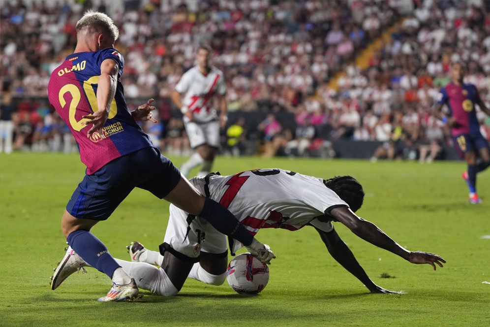 Potensi Kerugian Barcelona dari Kegagalan Registrasi Dani Olmo Bisa Capai 263 juta Euro! Potensi Kerugian Barcelona dari Kegagalan Registrasi Dani Olmo Bisa Capai 263 juta Euro!