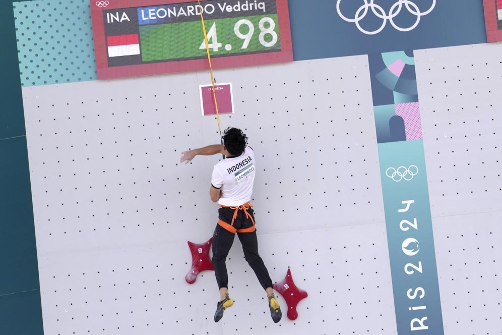 Veddriq Leonardo Pilih Fokus Menang Ketimbang Pecahkan Rekor di Perempat Final Panjat Tebing Olimpiade Paris 2024 Veddriq Leonardo Pilih Fokus Menang Ketimbang Pecahkan Rekor di Perempat Final Panjat Tebing Olimpiade Paris 2024