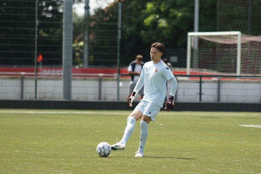 Sosok Yaell Samson: Alternatif Kiper untuk Timnas Indonesia di Tengah Polemik Maarten Paes Sosok Yaell Samson: Alternatif Kiper untuk Timnas Indonesia di Tengah Polemik Maarten Paes