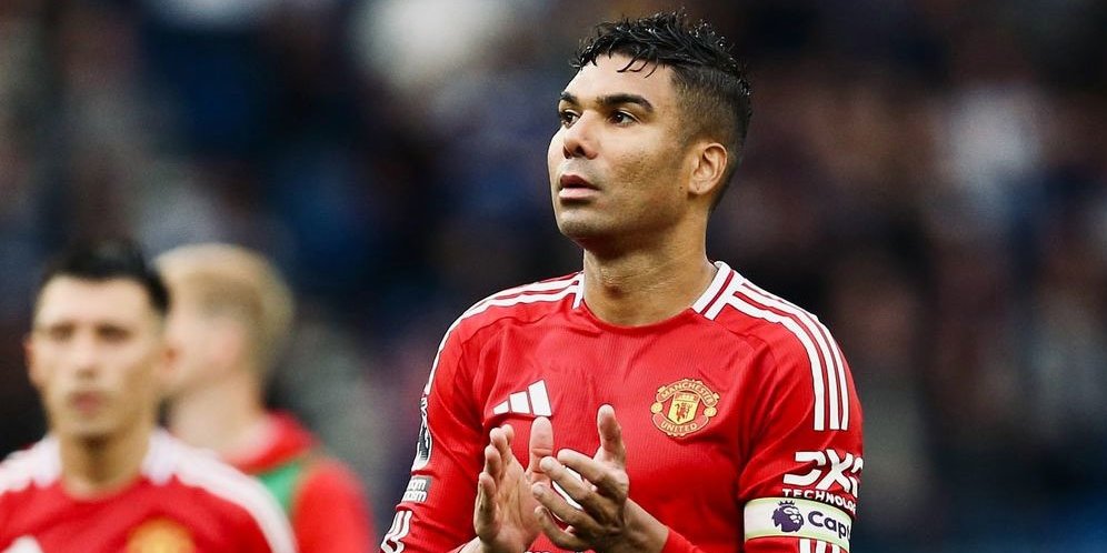 Performa Bapuk, Casemiro Disebut Tidak Bahagia di Manchester United