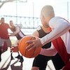 Macam-macam Passing dalam Basket: Mulai Chest Pass Hingga Skip Pass