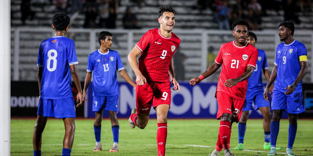 Momen-momen Menarik Indonesia U-20 vs Maladewa: Double Save Ikram, Gol Enak Jens Raven